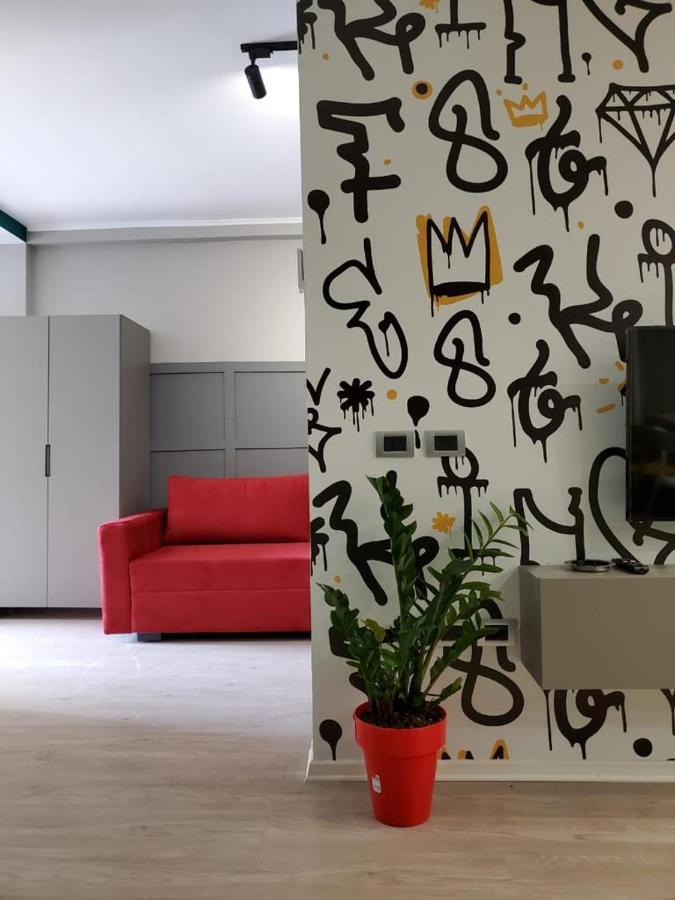 Helga's Deluxe 3 * Tirana